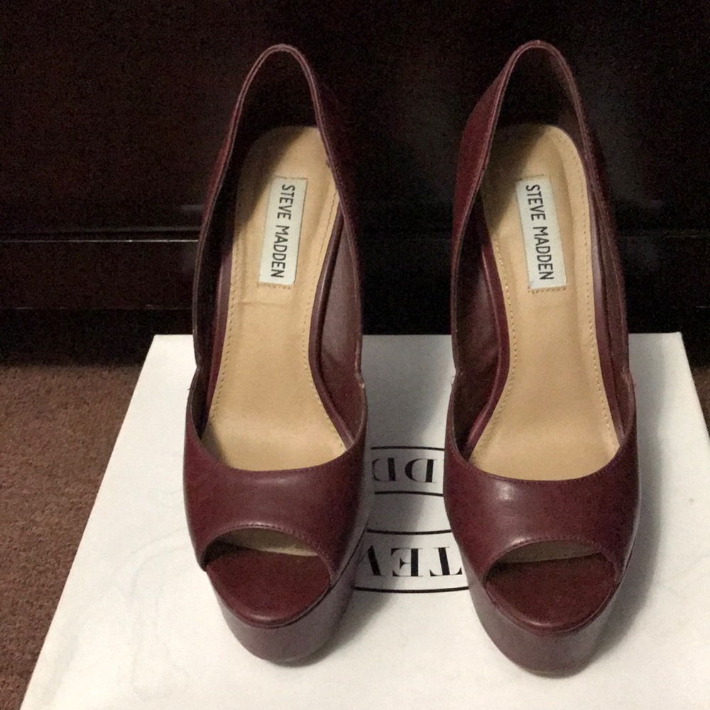 Burgundy Steve Madden platforms
